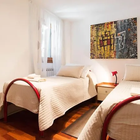 Feel@home Biennale Apartment